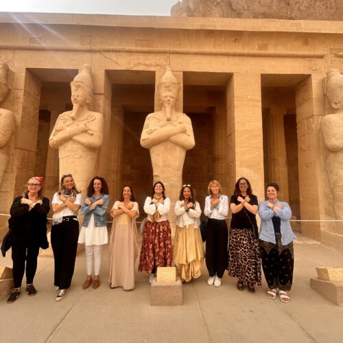 Luxor Beyond the Guidebooks — Valley of te kings , Hatshepsut Temple and Memnon Private Tour